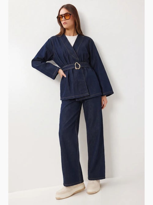 Conjunto de casaco em gabardine de algodão e calças de perna larga istanbul - Kiabi Conjunto de casaco em gabardine de algodão e calças de perna larga istanbul - Kiabi
