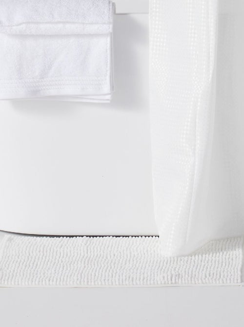 Conjunto de cesto + cortina + tapete de duche - Kiabi