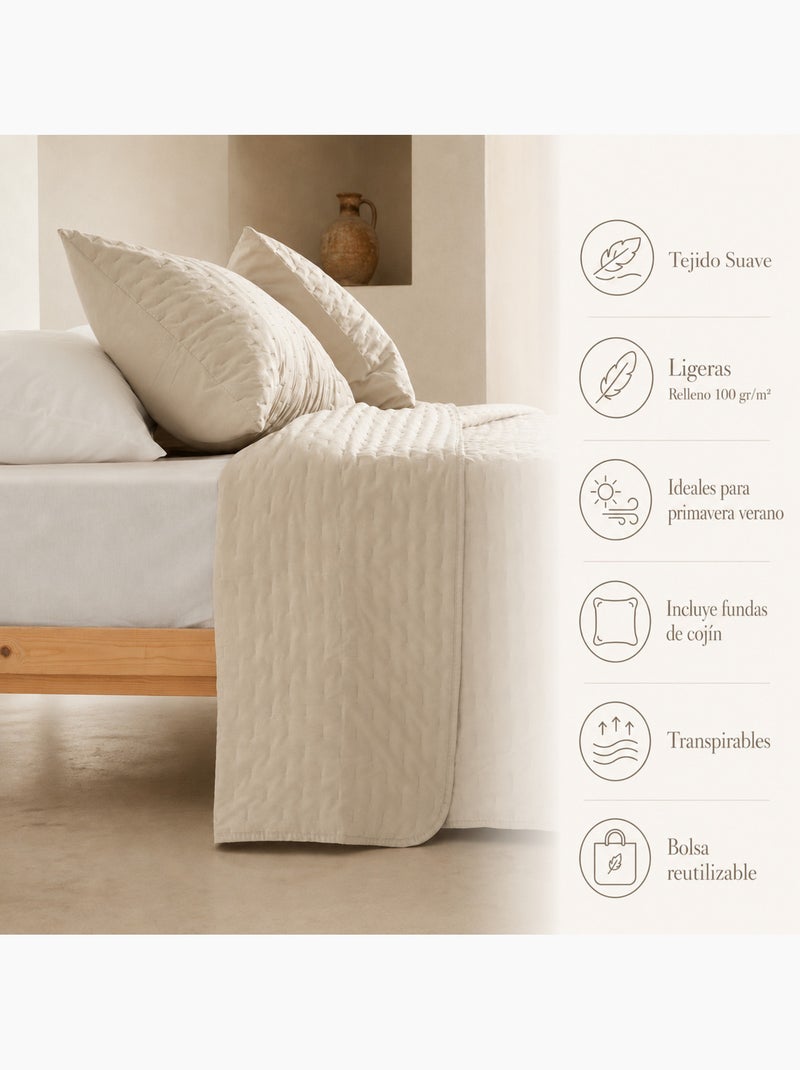 Conjunto de colcha lisa acolchoada com capa de almofada. Bege - Kiabi