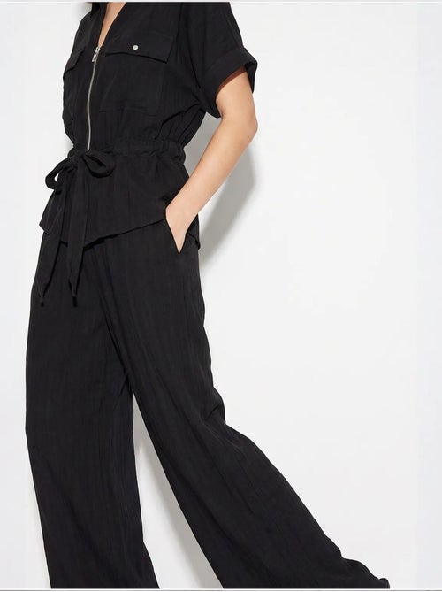 Conjunto de colete e calça pantalona lucci - Kiabi Conjunto de colete e calça pantalona lucci - Kiabi