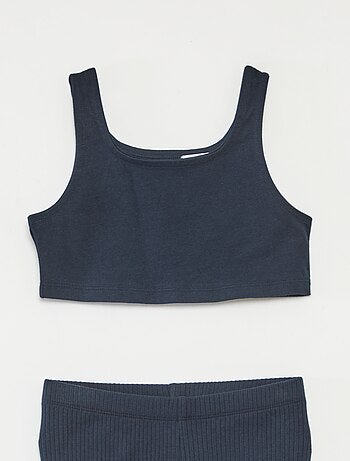 Conjunto de desporto top + calções tipo ciclista canelados - 2 peças