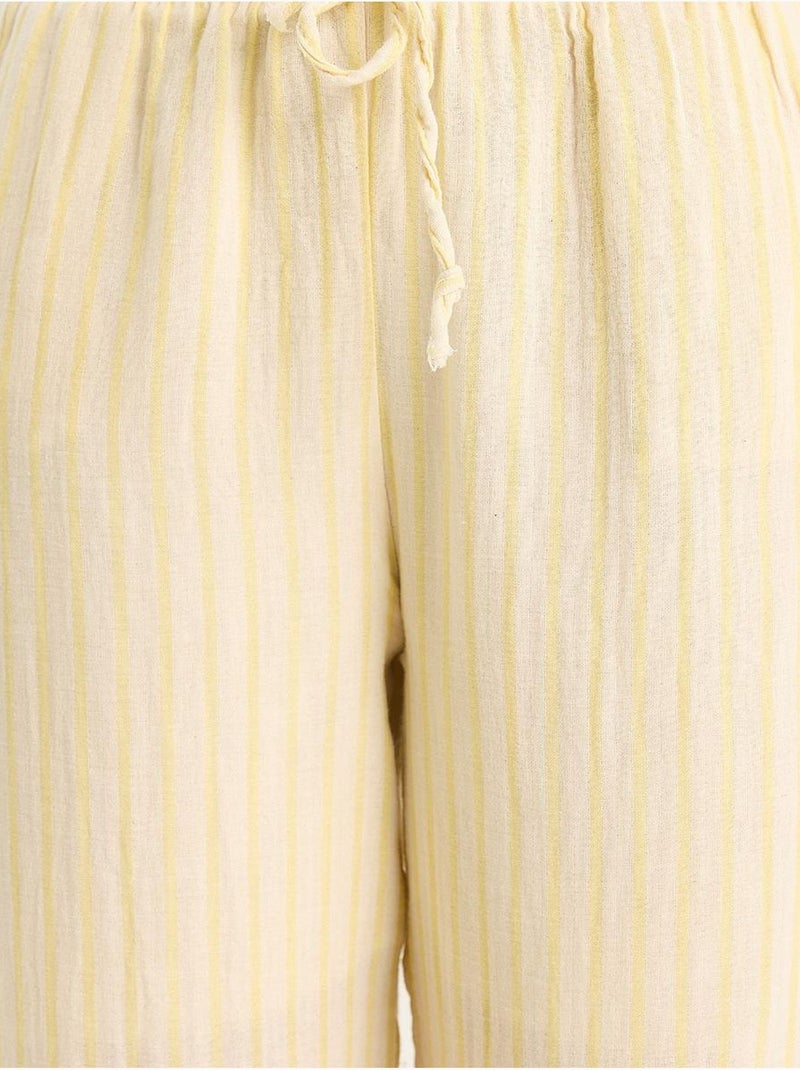 Conjunto de duas peças às riscas com decote em v, botões, cintura subida e perna larga lucci Amarelo-limão - Kiabi