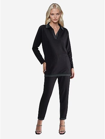 Conjunto de duas peças com gola polo e detalhe às riscas hiccup