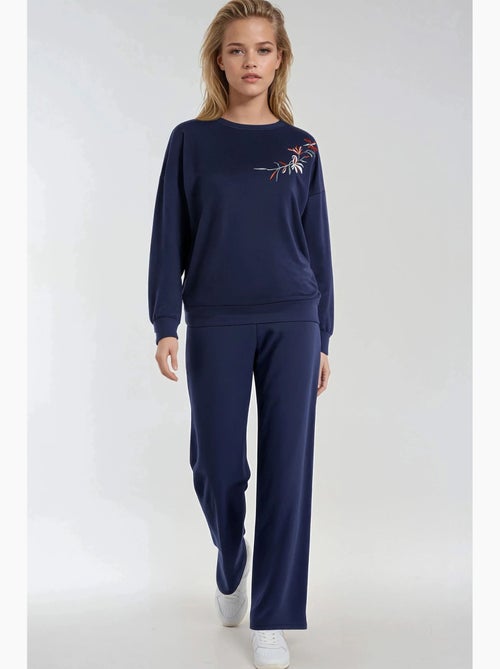 Conjunto de duas peças com sweatshirt de gola redonda bordada e calças de perna reta hiccup - Kiabi Conjunto de duas peças com sweatshirt de gola redonda bordada e calças de perna reta hiccup - Kiabi