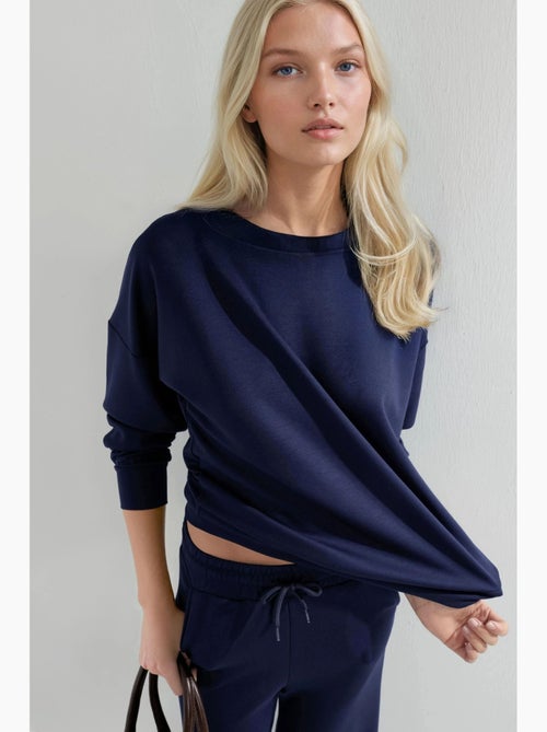 Conjunto de duas peças com sweatshirt de gola redonda modal touch e calças de perna larga hiccup - Kiabi