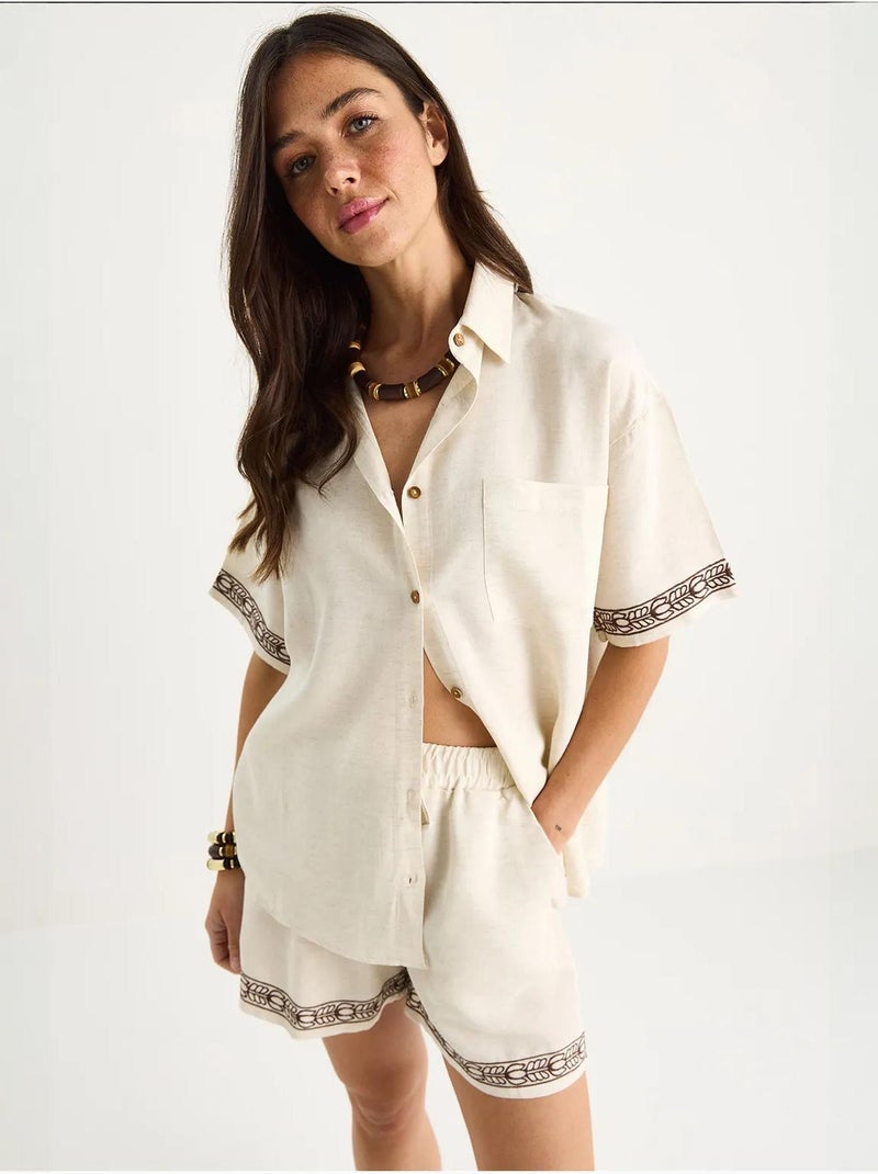Conjunto de duas peças de camisa e calções de linho bordados com bolsos lucci Bege-argila - Kiabi