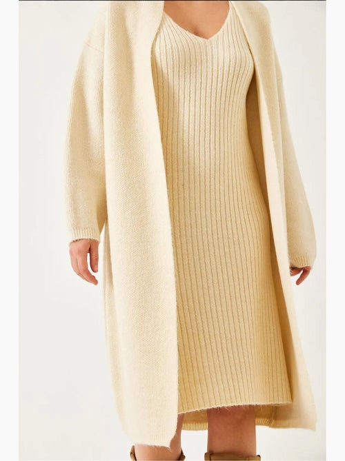 Conjunto de duas peças de vestido e cardigan lucci - Kiabi Conjunto de duas peças de vestido e cardigan lucci - Kiabi