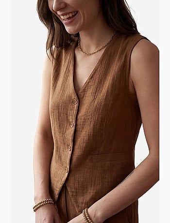 Conjunto de duas peças em algodão texturizado com colete de decote em v e calças my fashion