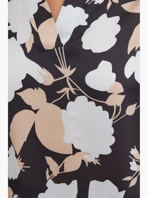 Conjunto de duas peças em cetim estampado bdart - Kiabi Conjunto de duas peças em cetim estampado bdart - Kiabi