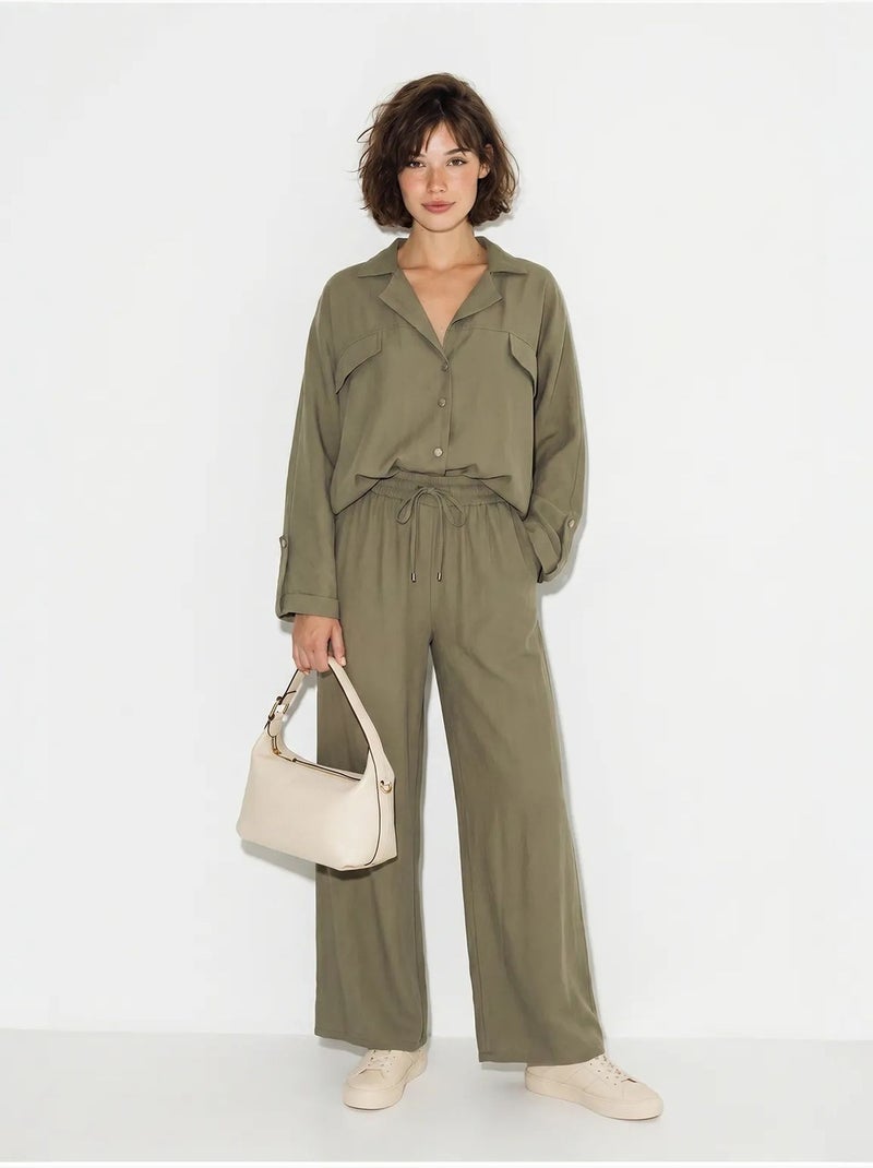 Conjunto de duas peças em crepe com blusa e calças de perna larga lucci Cáqui - Kiabi