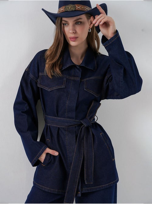 Conjunto de ganga com casaco com detalhes de bolsos e calças de perna reta bdart - Kiabi Conjunto de ganga com casaco com detalhes de bolsos e calças de perna reta bdart - Kiabi