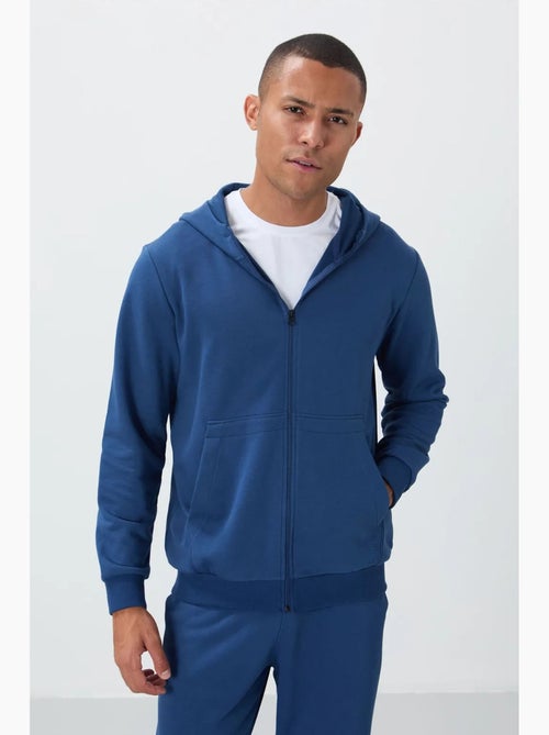 Conjunto de homem de sweatshirt com capuz e calças tommy - Kiabi Conjunto de homem de sweatshirt com capuz e calças tommy - Kiabi
