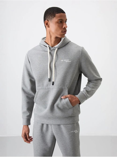 Conjunto de homem de sweatshirt com capuz e calças tommy - Kiabi Conjunto de homem de sweatshirt com capuz e calças tommy - Kiabi