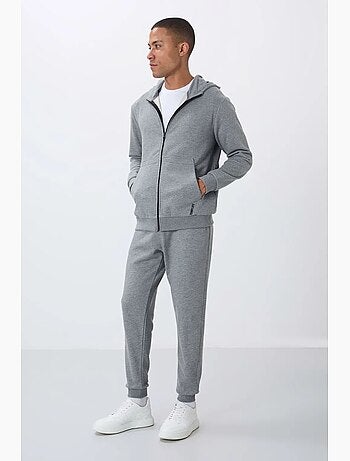 Conjunto de homem de sweatshirt com capuz e calças tommy