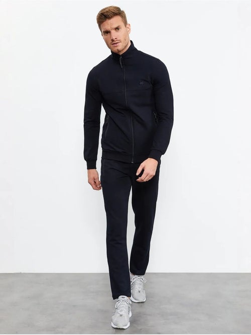 Conjunto de homem de sweatshirt com fecho frontal e calças tommy - Kiabi Conjunto de homem de sweatshirt com fecho frontal e calças tommy - Kiabi