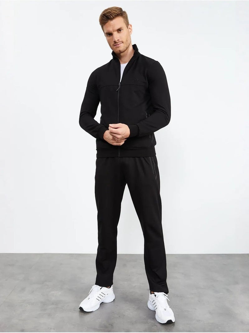 Conjunto de homem de sweatshirt com fecho frontal e calças tommy Preto - Kiabi