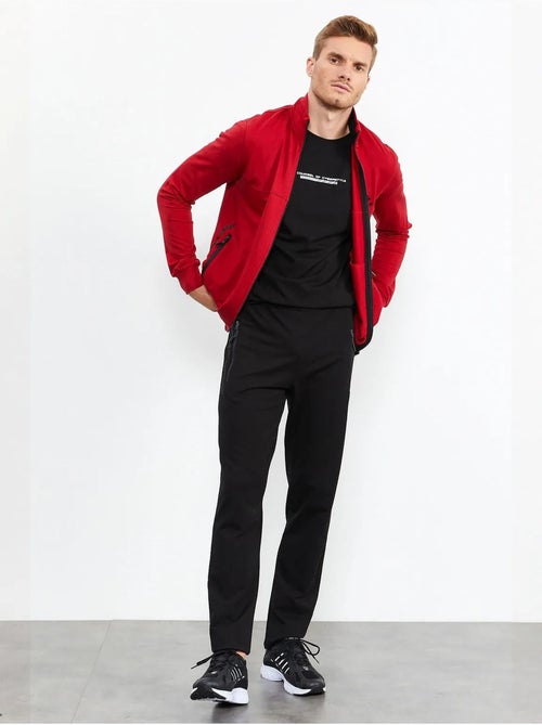 Conjunto de homem de sweatshirt com fecho frontal e calças tommy - Kiabi Conjunto de homem de sweatshirt com fecho frontal e calças tommy - Kiabi