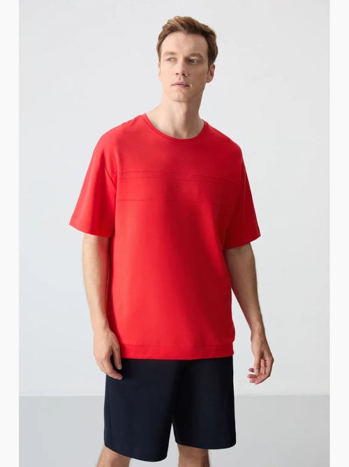 Conjunto de homem de t-shirt oversized e calções em mistura de algodão tommy - Kiabi Conjunto de homem de t-shirt oversized e calções em mistura de algodão tommy - Kiabi