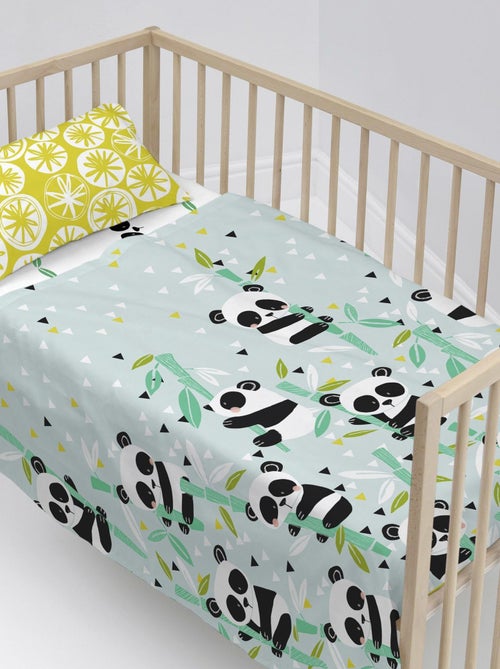 Conjunto de lençóis 2 peças Panda garden blue "Happyfriday" - Kiabi Conjunto de lençóis 2 peças Panda garden blue "Happyfriday" - Kiabi