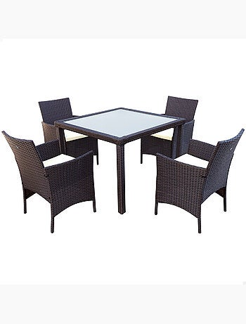 Conjunto de móveis de pátio com cadeiras de vime e mesa aktive
