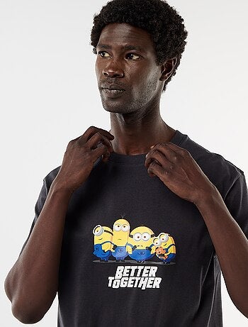 Conjunto de pijama calções + t-shirt 'Minions' - 2 peças