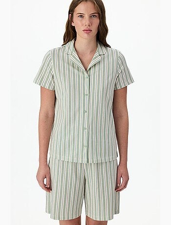 Conjunto de pijama confortável às riscas com camisa de manga curta penti