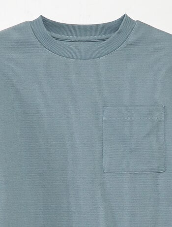 Conjunto de pijama curto em material gofrado - 2 peças