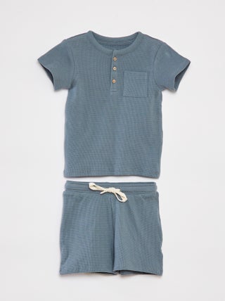 Conjunto de pijama curto t-shirt + calções de malha gofrada - 2 peças