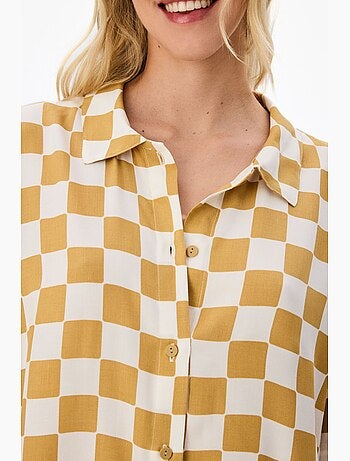 Conjunto de pijama hannah com padrão aos quadrados, camisa de manga curta e calça penti
