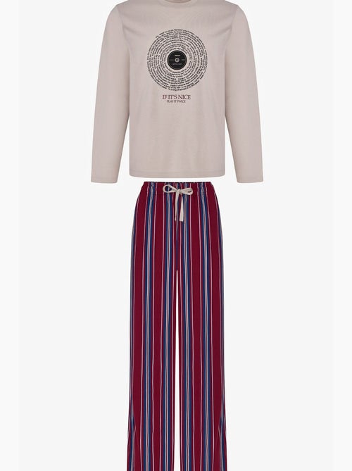 Conjunto de pijama masculino soundwave às riscas, calça comprida e manga comprida penti - Kiabi Conjunto de pijama masculino soundwave às riscas, calça comprida e manga comprida penti - Kiabi