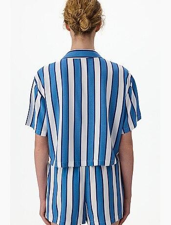 Conjunto de pijama vacation às riscas com camisa de manga curta e calções penti