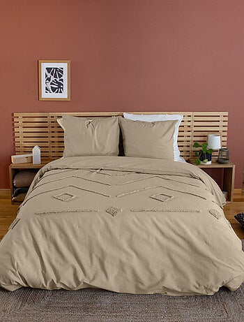 Conjunto de roupa de cama de algodão lavado com tufos geométricos