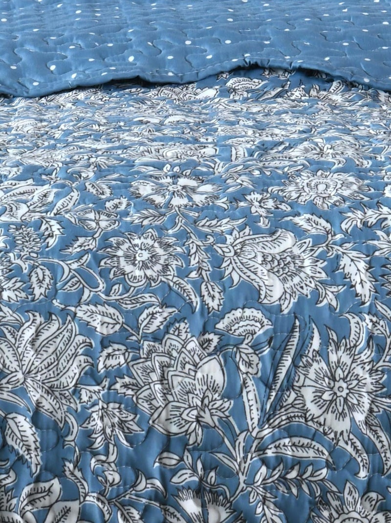 Conjunto de roupa de cama e fronha reversível em estilo floral Azul - Kiabi