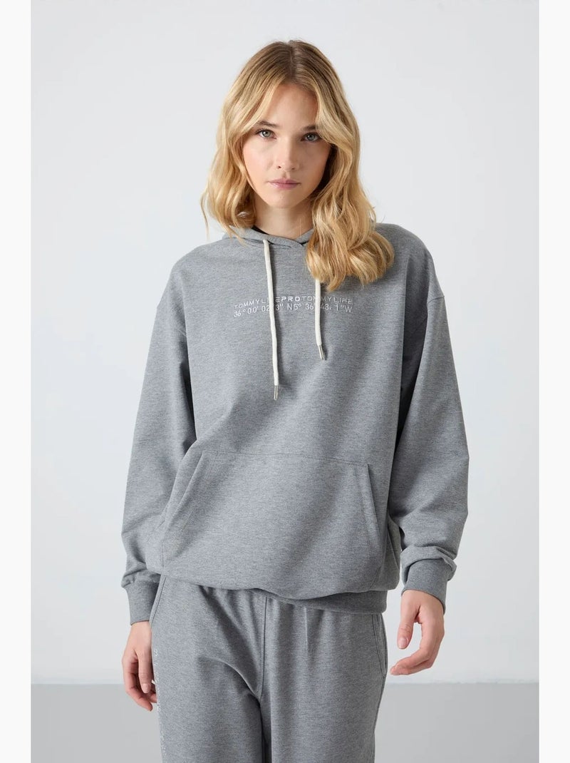 Conjunto de sweatshirt com capuz oversize e calças tommy Cinza - Kiabi