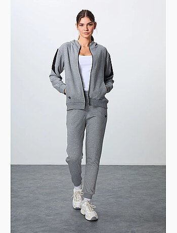Conjunto de sweatshirt com capuz oversized com fecho de correr e calças tommy