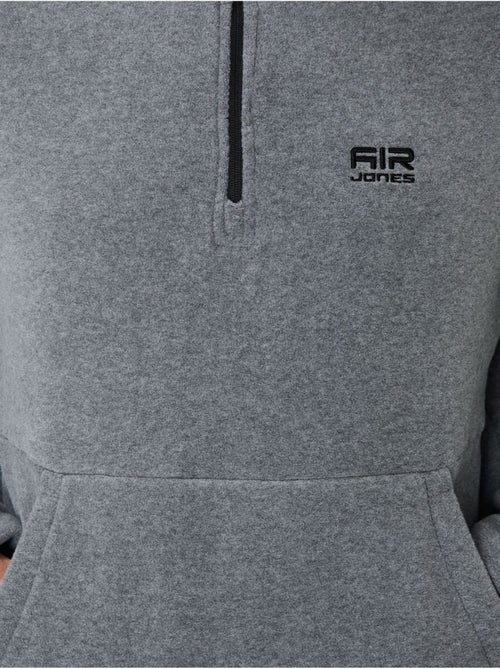 Conjunto de sweatshirt e calças em polar de poliéster para homem tommy - Kiabi Conjunto de sweatshirt e calças em polar de poliéster para homem tommy - Kiabi