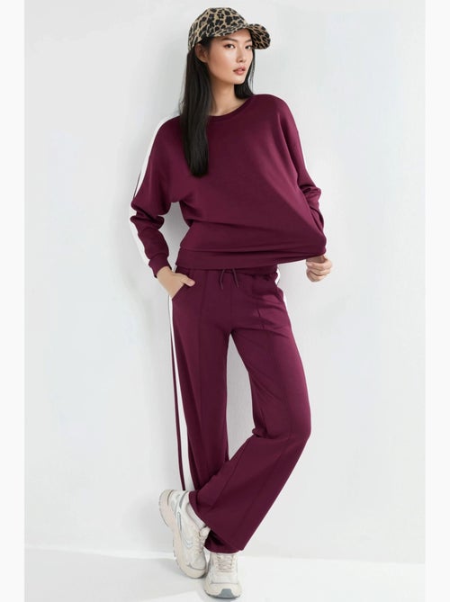 Conjunto de sweatshirt e calças regular fit modal touch hiccup - Kiabi Conjunto de sweatshirt e calças regular fit modal touch hiccup - Kiabi