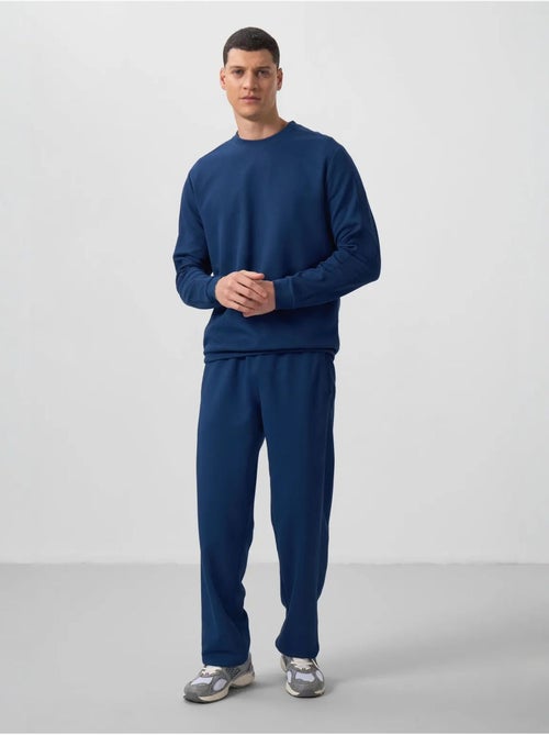 Conjunto de sweatshirt oversized e calças de homem tommy - Kiabi Conjunto de sweatshirt oversized e calças de homem tommy - Kiabi