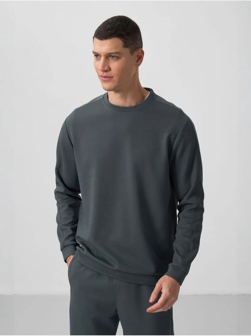 Conjunto de sweatshirt oversized e calças de homem tommy - Kiabi Conjunto de sweatshirt oversized e calças de homem tommy - Kiabi