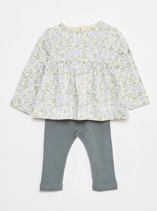 Conjunto de t-shirt + leggings nervuradas - 2 peças