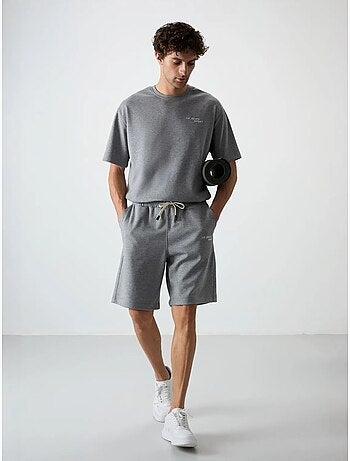 Conjunto de t-shirt oversized de manga curta e calções tommy