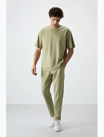 Conjunto de t-shirt oversized e calças de homem tommy