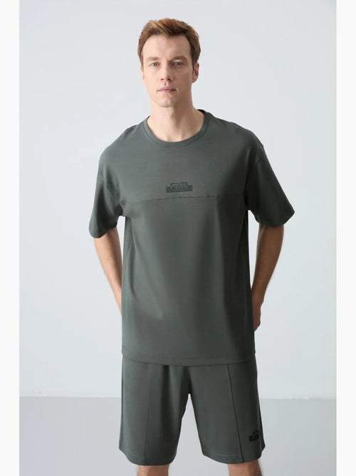Conjunto de t-shirt oversized e calções para homem tommy - Kiabi Conjunto de t-shirt oversized e calções para homem tommy - Kiabi