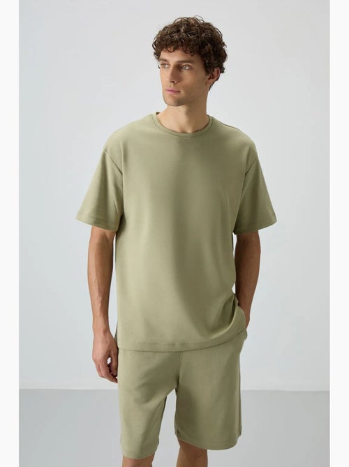 Conjunto de t-shirt oversized e calções tommy - Kiabi Conjunto de t-shirt oversized e calções tommy - Kiabi