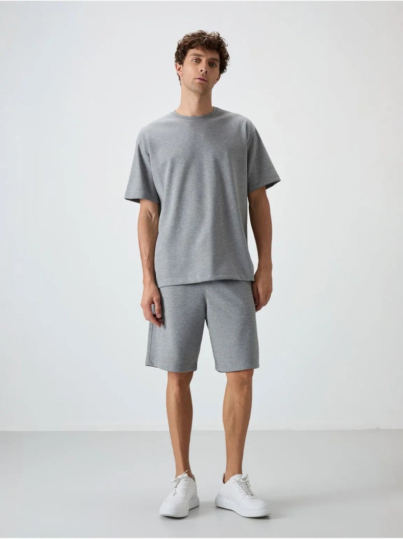 Conjunto de t-shirt oversized e calções tommy Cinza - Kiabi