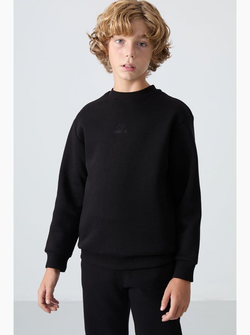 Conjunto desportivo infantil tommy Preto - Kiabi