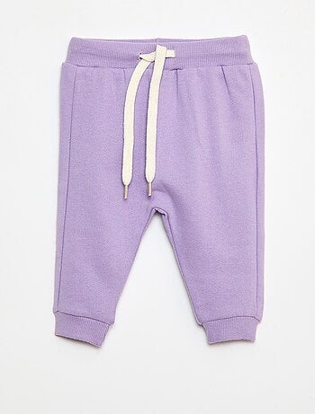 Conjunto em moletão: sweatshirt e calças - 2 peças