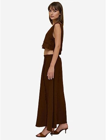 Conjunto em musselina com saia de cintura elástica e blusa com detalhe de atar na lateral hiccup