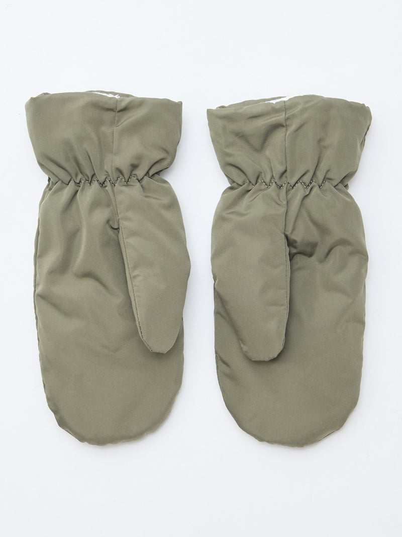 Conjunto gorro com abas + luvas Caqui - Kiabi