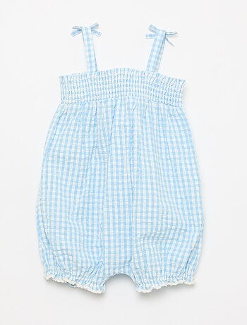 Conjunto jardineira + chapéu com padrão vichy - 2 peças